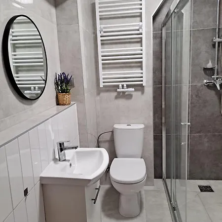Pod Debem דירה *